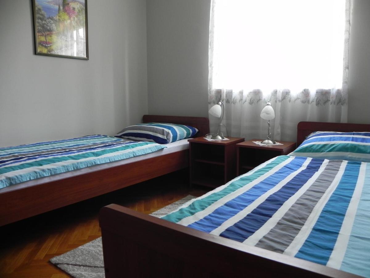 Apartments Katalenic Selce Exterior foto